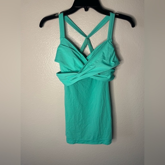 Lululemon Wrap It Up Tank - Picture 4 of 9